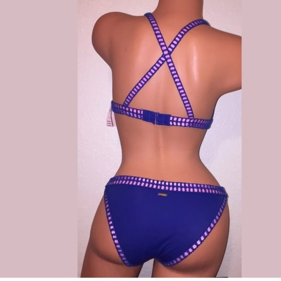 NWT Victorias Secret Crochet-Trim Triangle Bikini - Picture 2 of 4